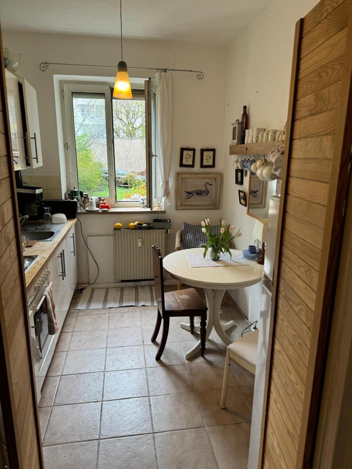 Gemütliches komfortables Zimmer für 1 bzw. 2 Personen im Zentrum München Exterior foto